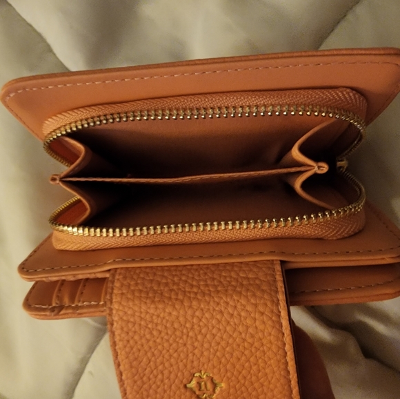 Wallet - Picture 3 of 3